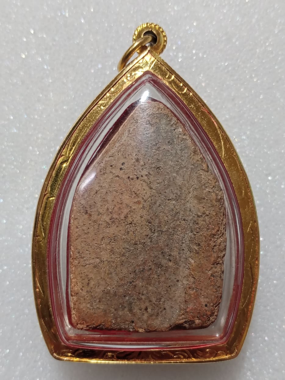 พระพลายคู่ตัดหน้ามงคลกลาง
