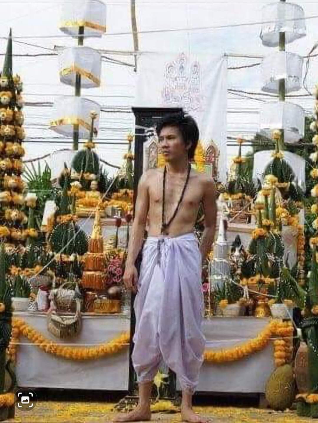 นางตัณหาเนื้อผงพราย อาจารย์เบส​ เมืองฝาง 