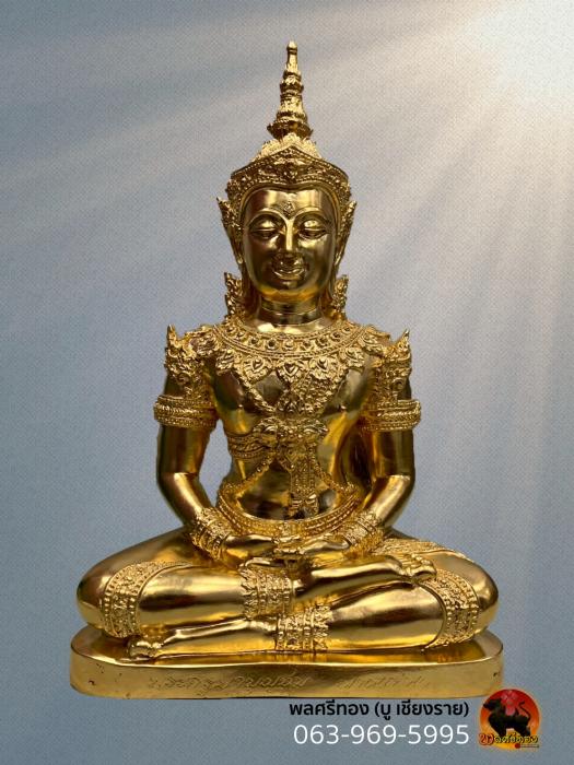 พระบูชาทรงเครื่องจักรพรรดิ พระครูบาบุญชุ่ม ประเทศพม่า ปี2552