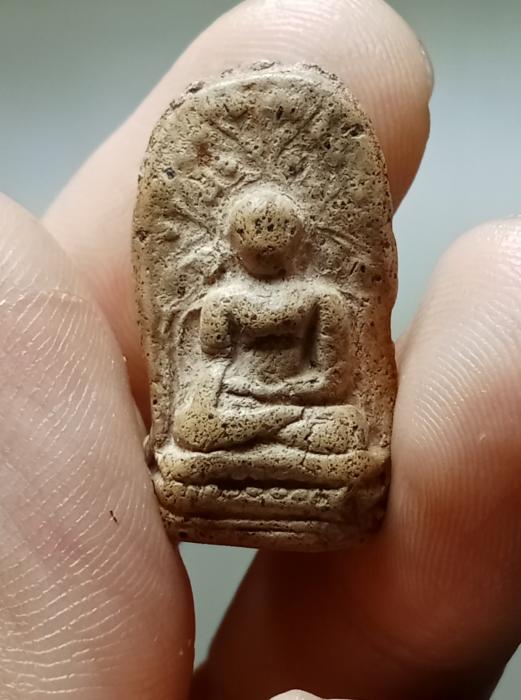 พระคงกรุเก่า ฟอร์มเต็ม