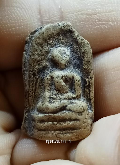 พระคงกรุเก่า ลงรักน้ำเกลี้ยง