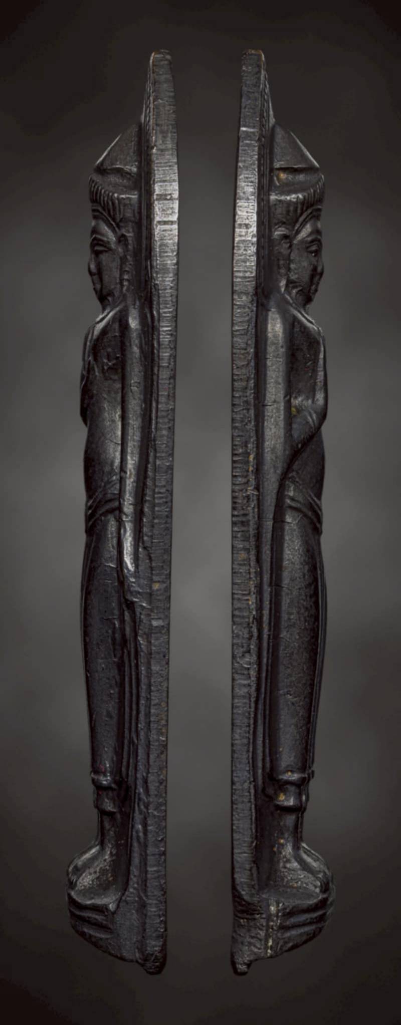 พระร่วงหลังรางปืน วัดพระสิงห์ ปี 2512 พิมพ์ร่องใหญ่ (เนื้อทอ