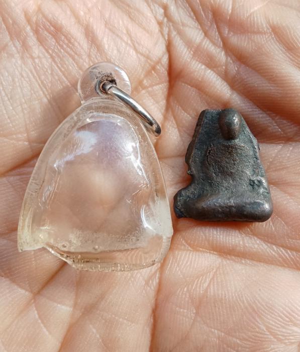 พระรอดลำปางหลวง เนื้อสัมฤทธิ์