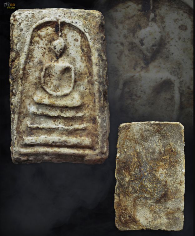 ...สมเด็จบางขุนพรหม พิมพ์เส้นด้ายใหญ่ ฐานกระดาน .....